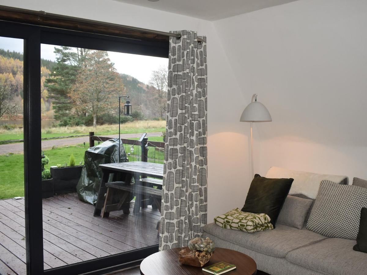 Pine Needle Lodge Kilfinnan Екстериор снимка