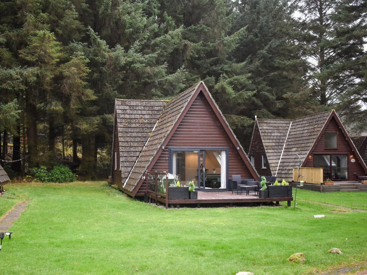 Pine Needle Lodge Kilfinnan Екстериор снимка